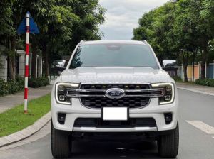 Xe Ford Everest Titanium Plus 2.0L 4x4 AT 2022