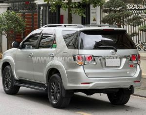 Xe Toyota Fortuner 2.7V 4x4 AT 2015
