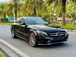 Xe Mercedes Benz C300 AMG 2017