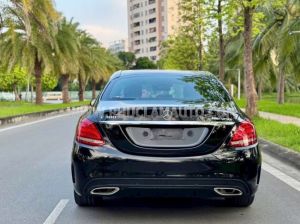 Xe Mercedes Benz C300 AMG 2017