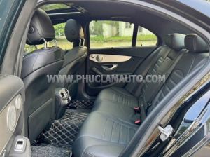 Xe Mercedes Benz C300 AMG 2017