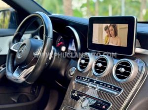Xe Mercedes Benz C300 AMG 2017