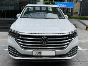 Xe Volkswagen Viloran Luxury 2024