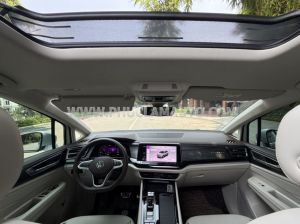 Xe Volkswagen Viloran Luxury 2024