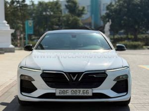 Xe VinFast Lux A 2.0 Tiêu chuẩn 2022